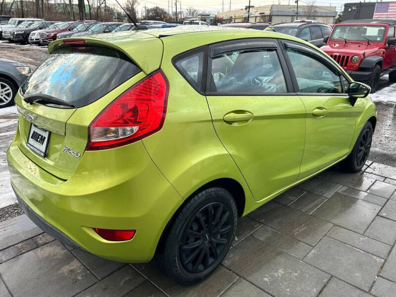 2011 Ford Fiesta SE