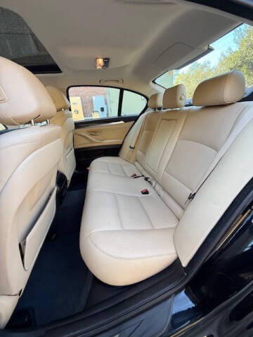 2016 BMW 5 Series 528i