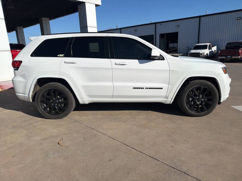 2020 Jeep Grand Cherokee Altitude