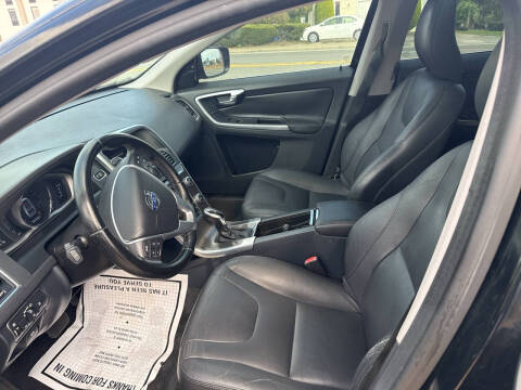 2015 Volvo XC60 T6 Drive-E