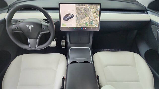 2024 Tesla Model Y Performance