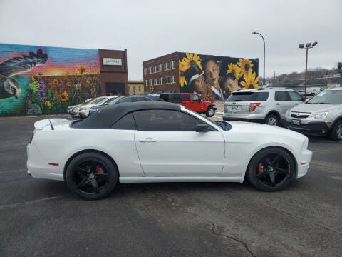 2014 Ford Mustang for sale at RIVERSIDE AUTO SALES in Sioux City IA