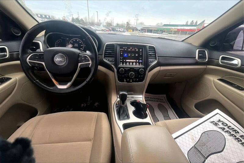 2017 Jeep Grand Cherokee Laredo