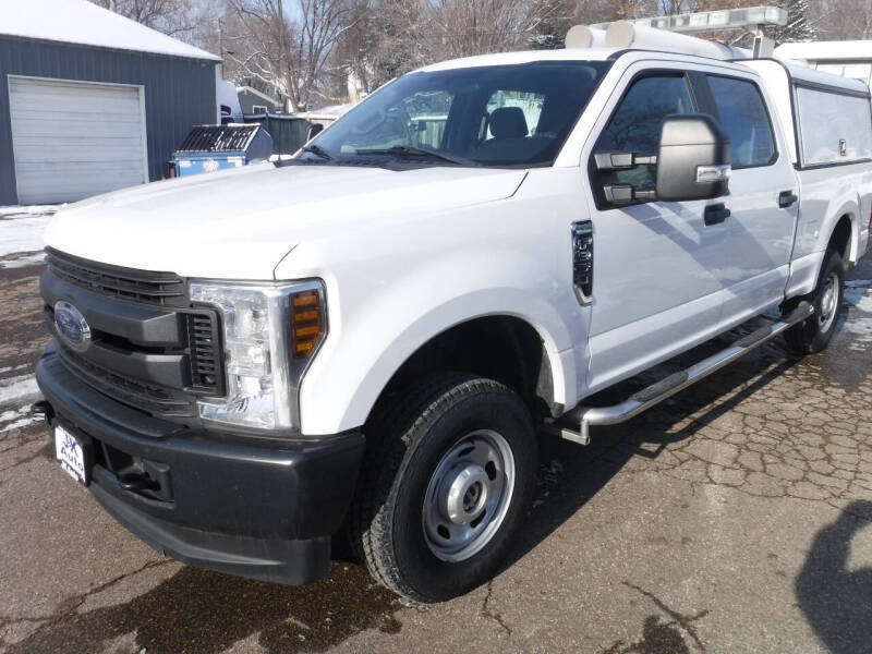 2019 Ford F-350 Super Duty XL's photo