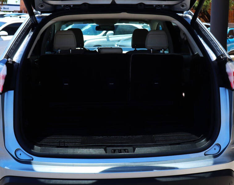 2021 Ford Edge Titanium