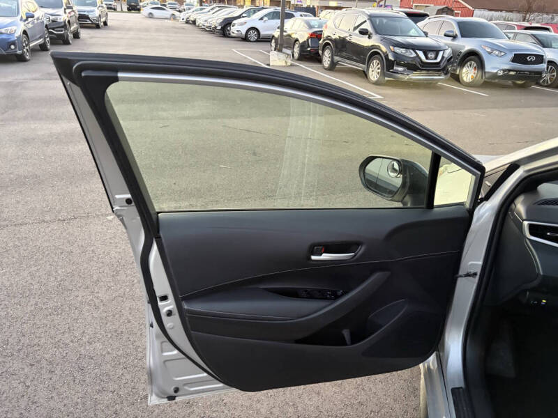 2022 Toyota Corolla Hatchback SE Nightshade Edition