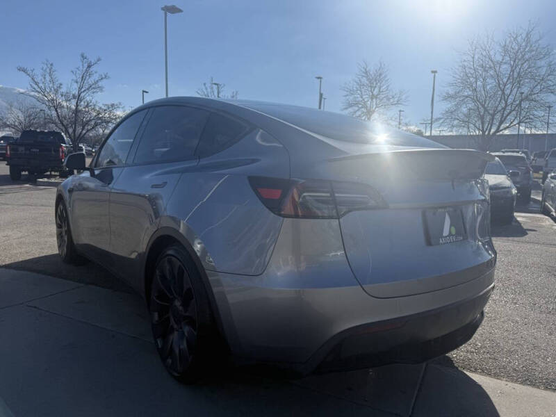 2024 Tesla Model Y Performance