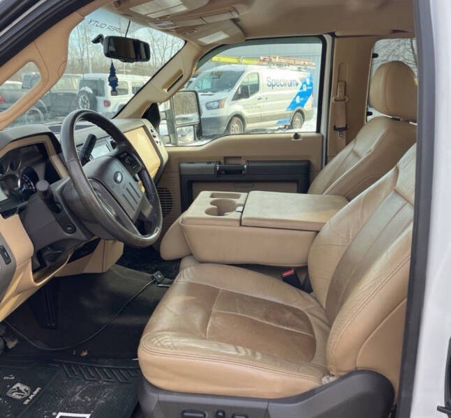 2011 Ford F-350 Super Duty Lariat