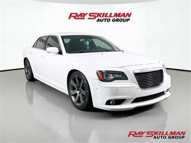2012 Chrysler 300 SRT8