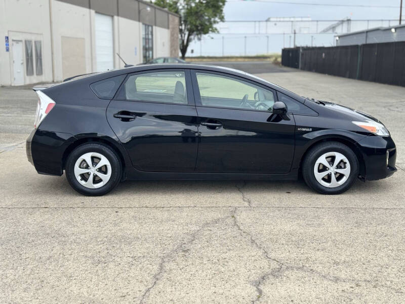 2015 Toyota Prius Three
