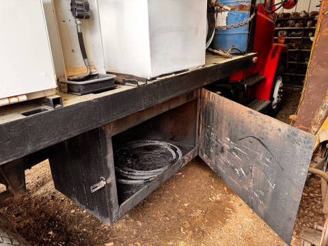 1999 Freightliner FL70