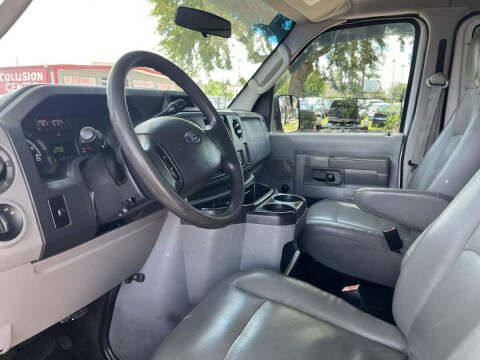 2012 Ford E-Series