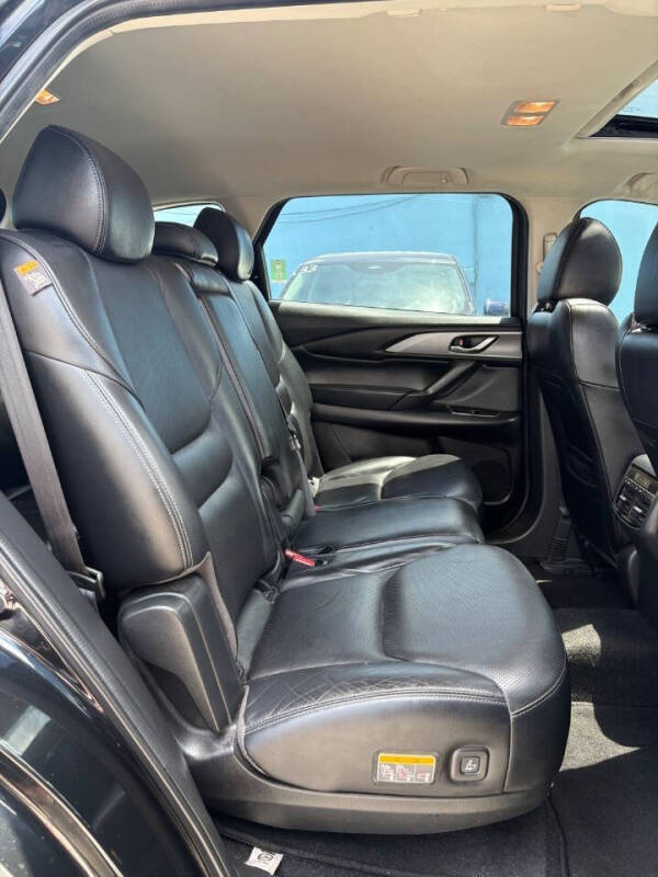 2023 Mazda CX-9 Touring Plus