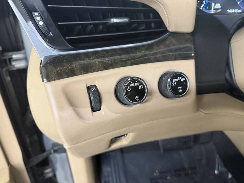 2018 Cadillac Escalade ESV Platinum