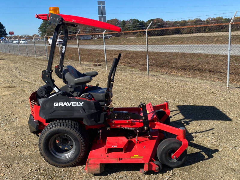 2017 Gravely Pro-Turn 272
