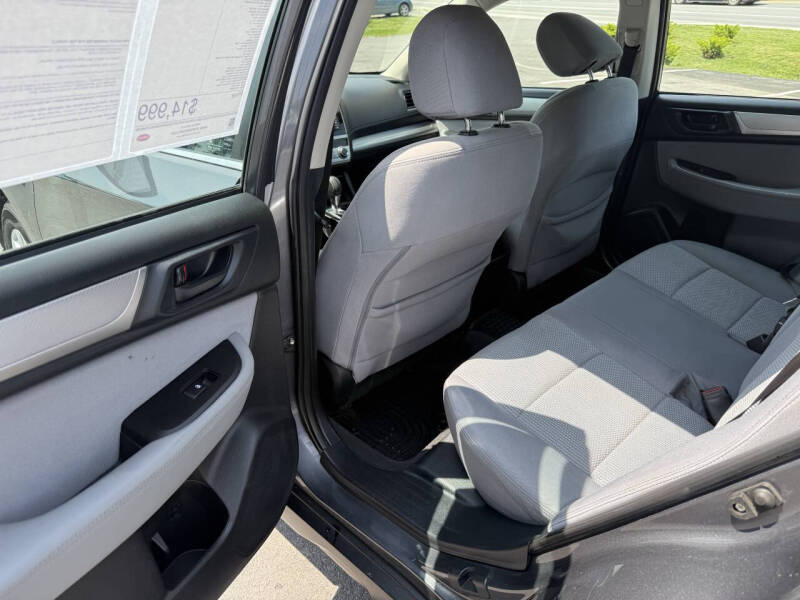 2018 Subaru Outback 2.5i