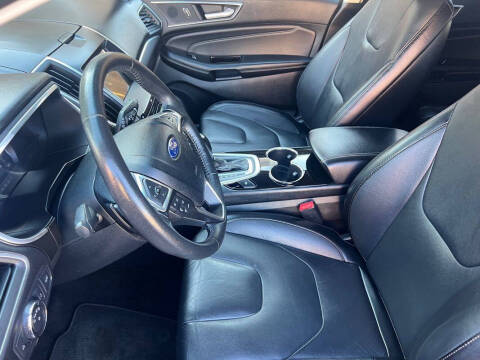 2016 Ford Edge Titanium