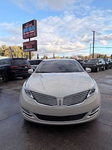 2014 Lincoln MKZ