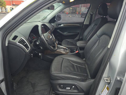 2014 Audi Q5 2.0T quattro Premium