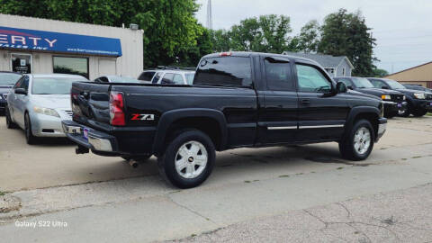 2004 Chevrolet Silverado 1500 for sale at Liberty Auto Sales in Merrill IA