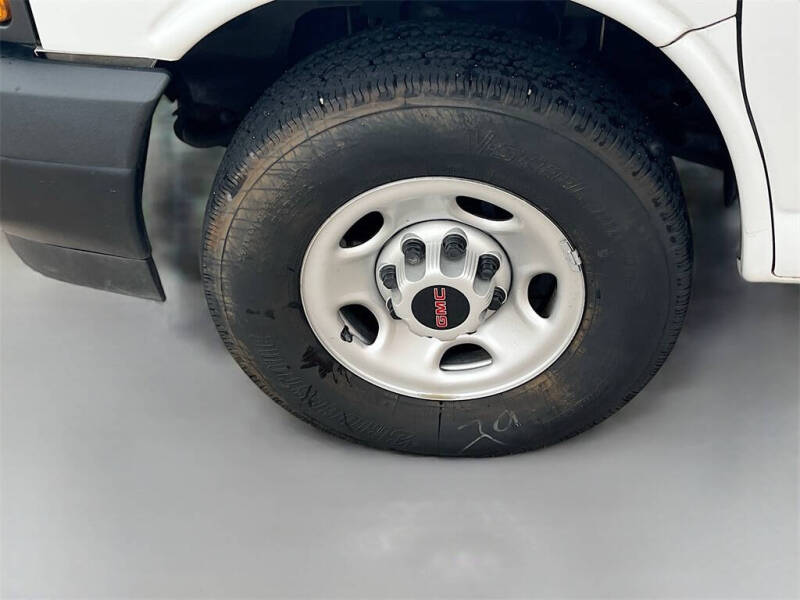 2024 GMC Savana 2500