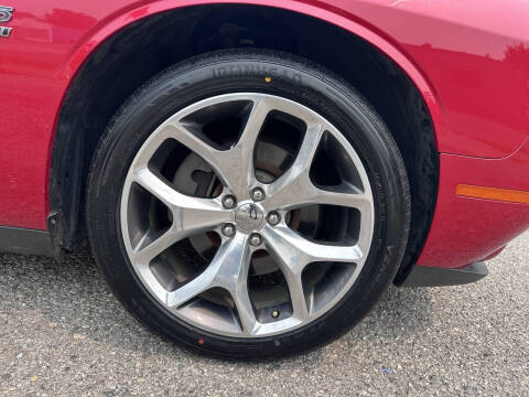 2015 Dodge Challenger R/T Plus