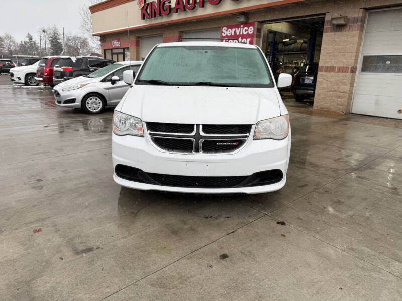 Used 2015 Dodge Grand Caravan SXT with VIN 2C4RDGCG1FR549041 for sale in Detroit, MI