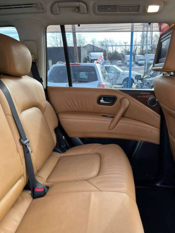 2017 Nissan Armada Platinum