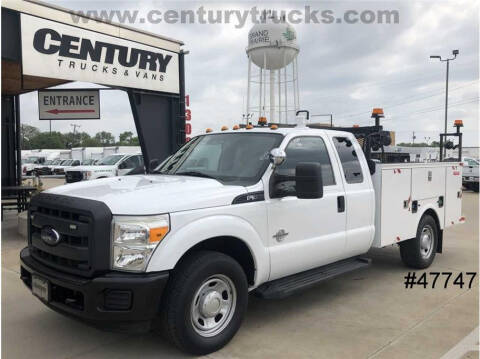 2012 Ford F-350 Super Duty for sale at CENTURY TRUCKS & VANS in Grand Prairie TX