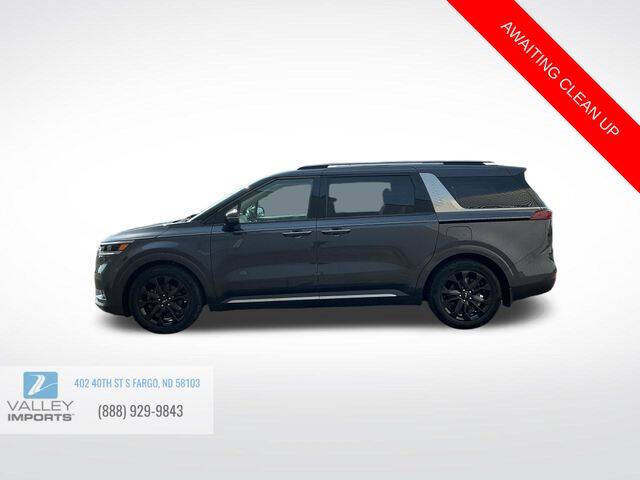 2023 Kia Carnival SX