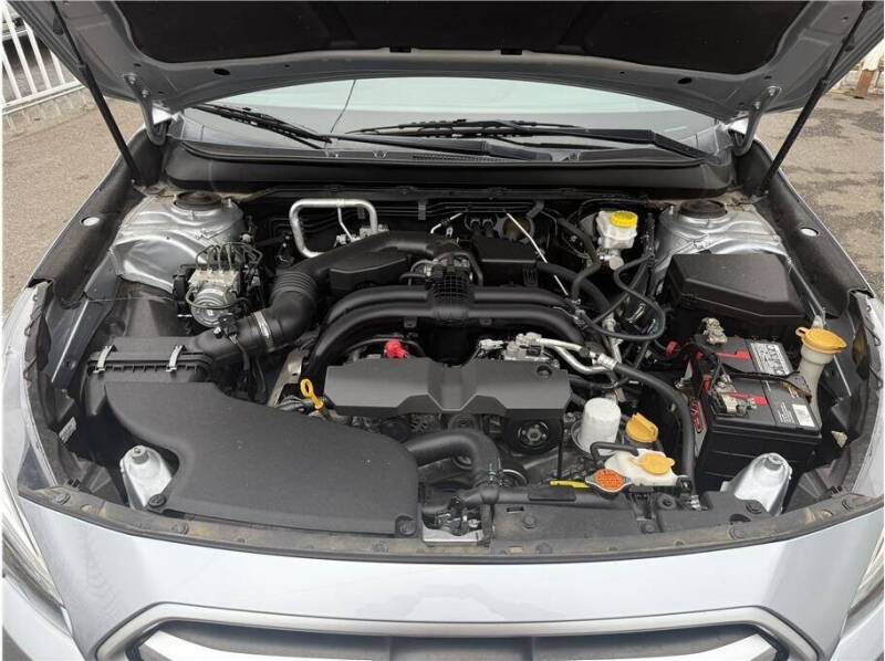 2019 Subaru Outback 2.5i