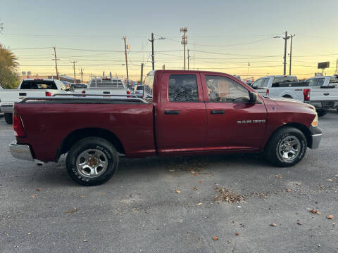 2011 RAM 1500 ST