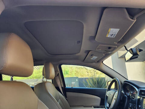 2011 Chrysler 200 Limited