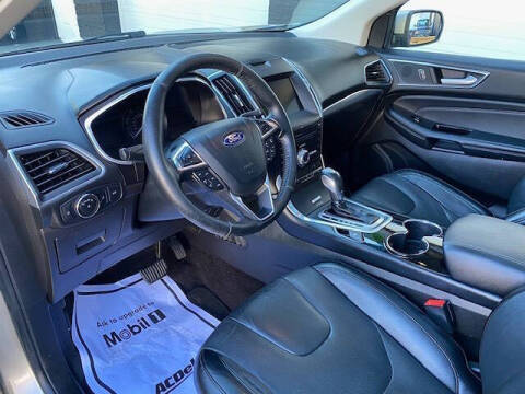 2017 Ford Edge Titanium