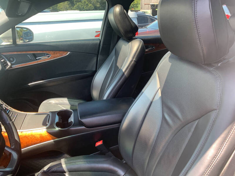 2020 Lincoln Nautilus Reserve