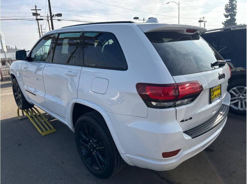 2020 Jeep Grand Cherokee Altitude