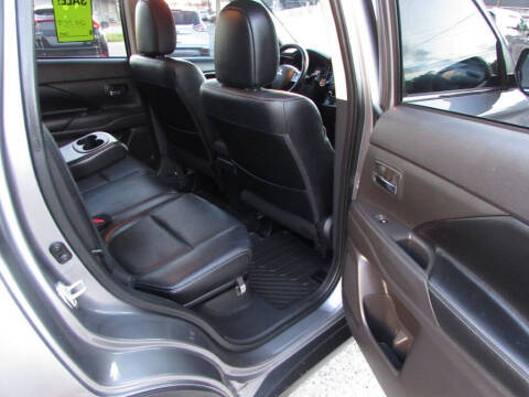 2017 Mitsubishi Outlander SEL