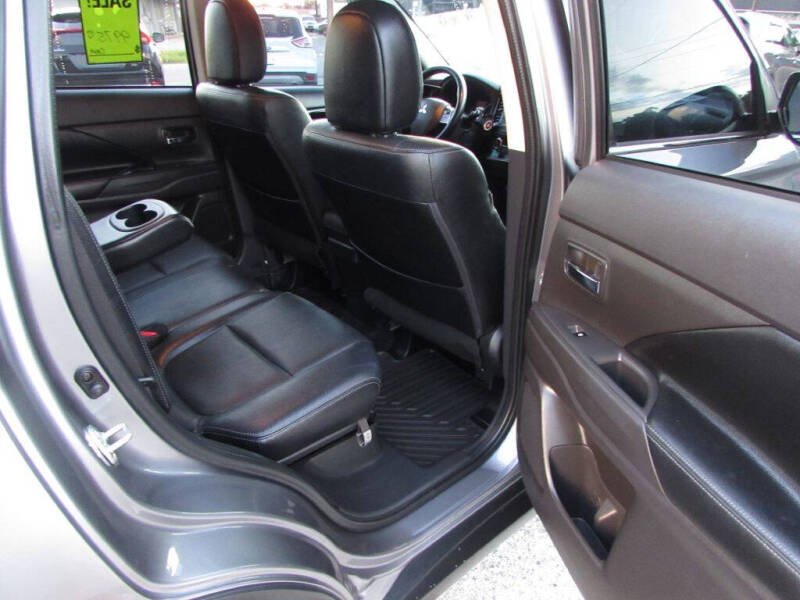 2017 Mitsubishi Outlander SEL