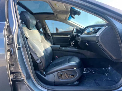 2015 Hyundai Genesis