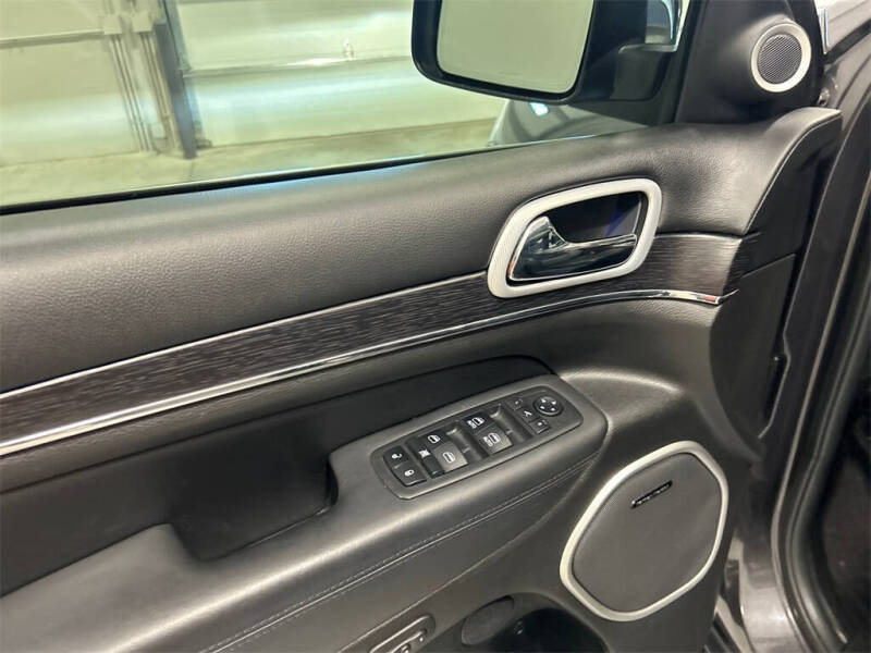 2018 Jeep Grand Cherokee Summit