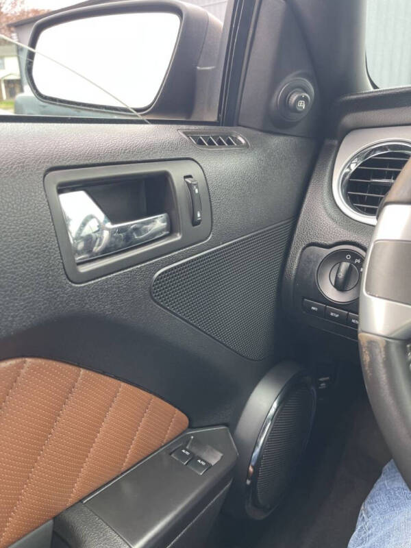 2010 Ford Mustang V6