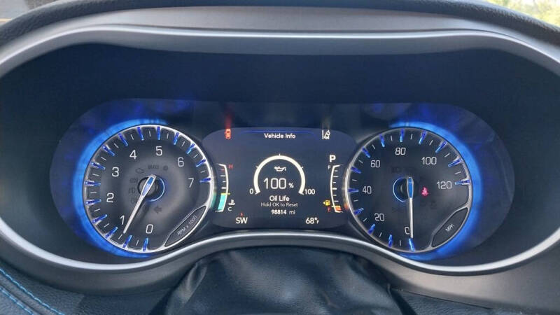 2021 Chrysler Pacifica Touring L