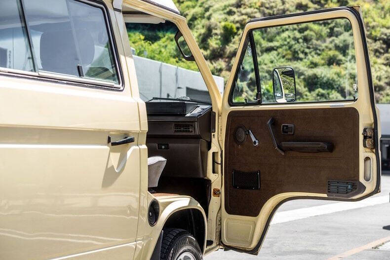 1982 Volkswagen Vanagon Camper