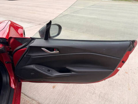 2016 Mazda MX-5 Miata Sport