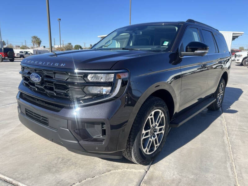 2025 Ford Expedition Active's photo