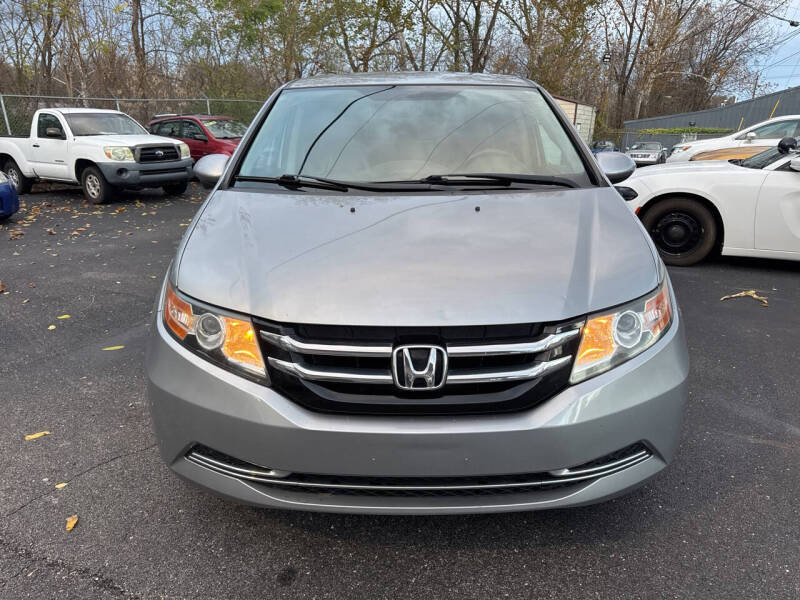 2016 Honda Odyssey SE photo 12