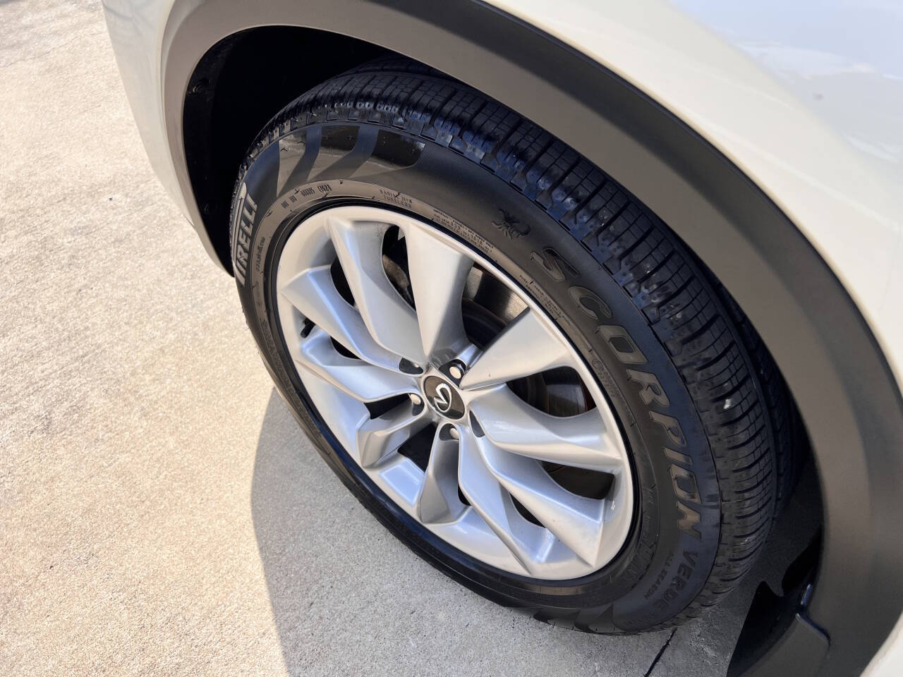 Used Car 2020 Infiniti Qx50  Luxe 4dr Crossover For Sale Under $20,000 In Austin, Texas