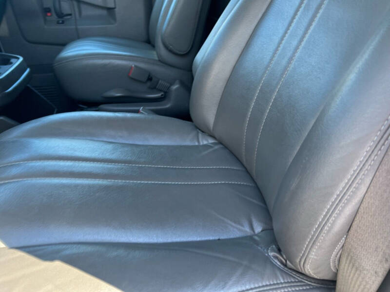 2019 GMC Savana 2500