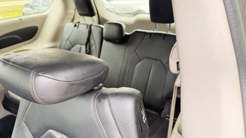 2019 Chrysler Pacifica Touring L