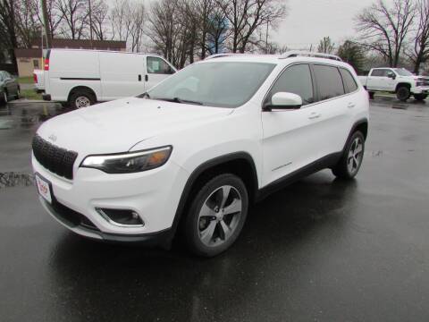 2019 Jeep Cherokee for sale at Roddy Motors in Mora MN